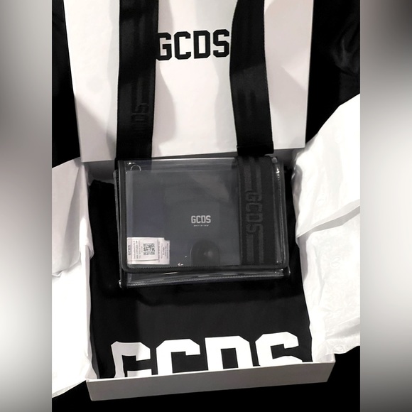 ⭐️ GCDS ⭐️MADE IN ITALY LEATHER TRANSPARENT CROSSBODY BAG W/DETACHABLE STRAP - Picture 9 of 17